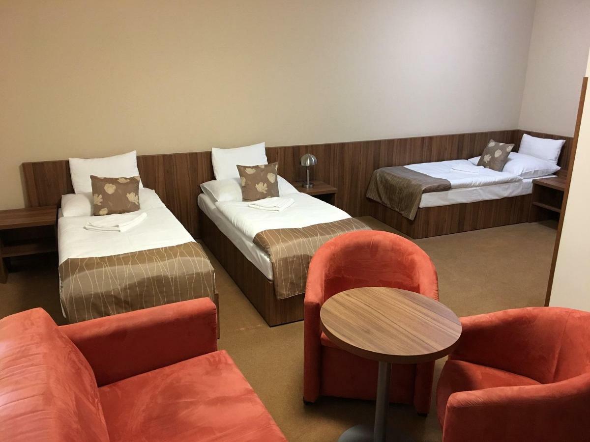 Hotel Rysavy Vemyslice ภายนอก รูปภาพ